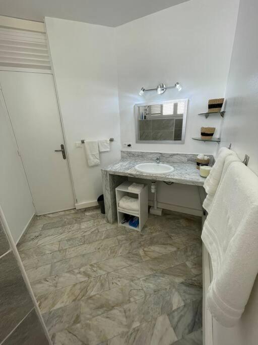 Appart Adorable Proche De La Baie Orientale, Idolem Residence Unite 2 - 57 Rue Du Mont Vernon 1 Cul de Sac Ngoại thất bức ảnh
